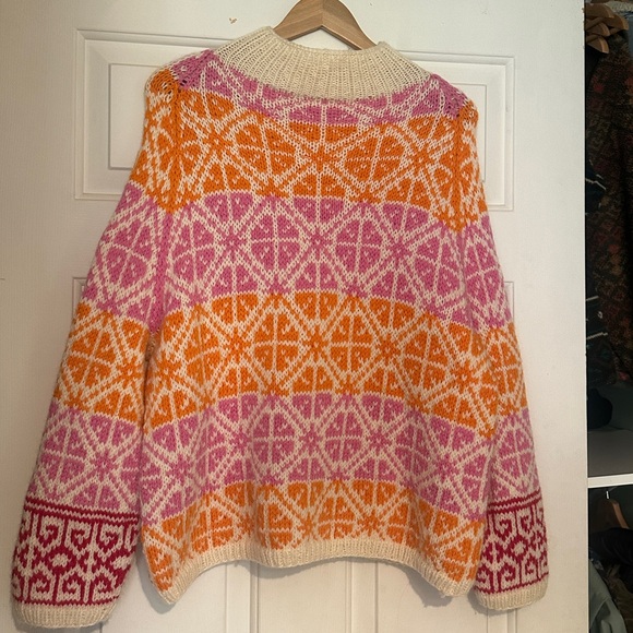 Sweater from Rachel Pohl's Closet - Picture 3 of 4